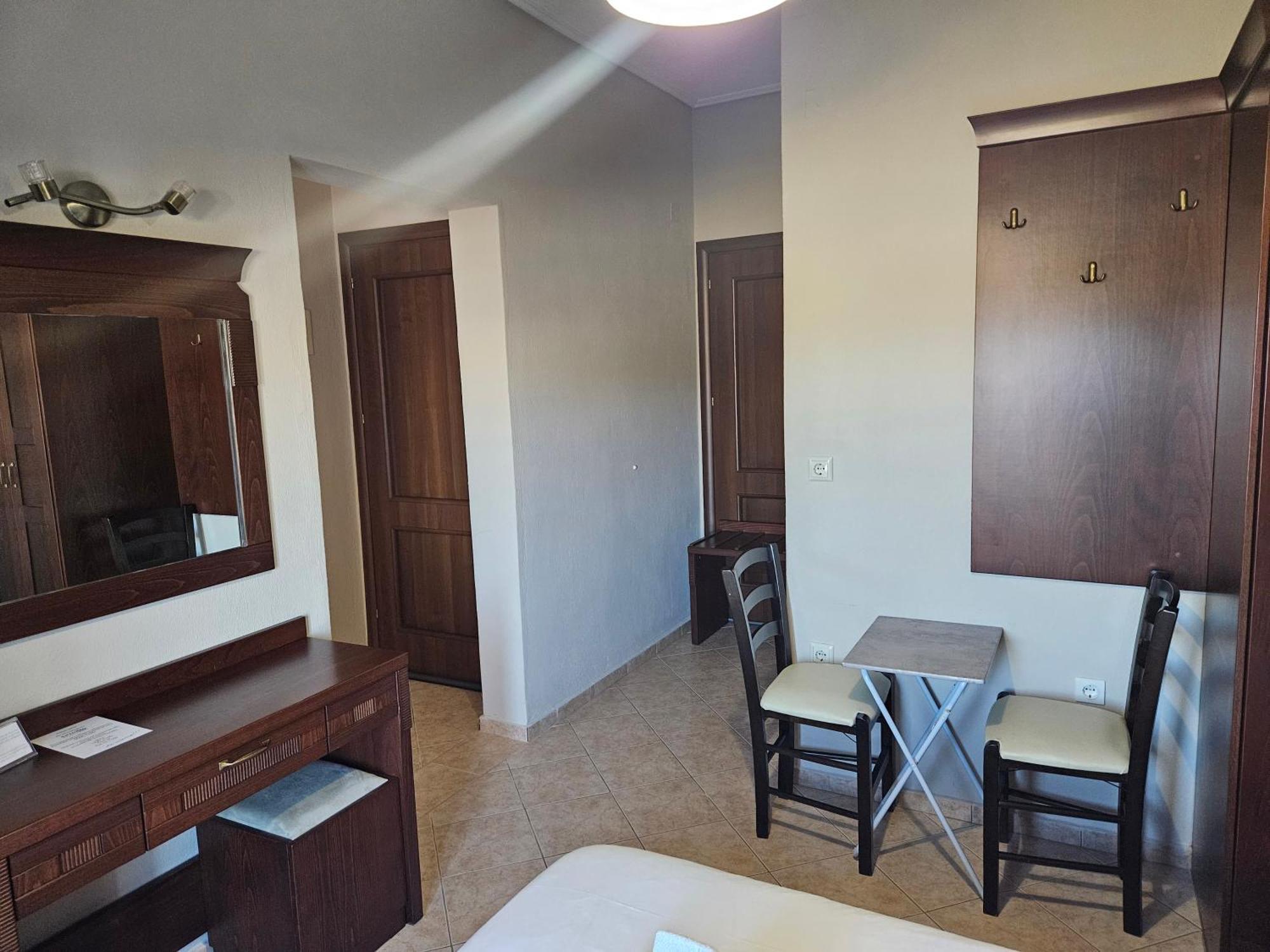 Spilaio At Meteora Hotel Kalampáka Ngoại thất bức ảnh