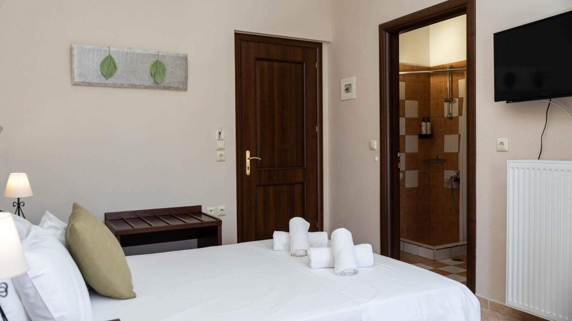 Spilaio At Meteora Hotel Kalampáka Phòng bức ảnh